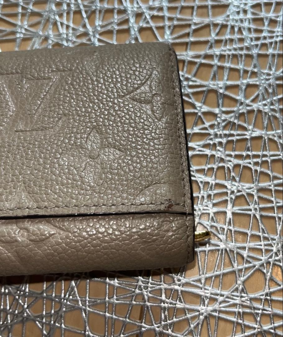 ヴィトン　モノグラムアンプラント　三つ折り財布