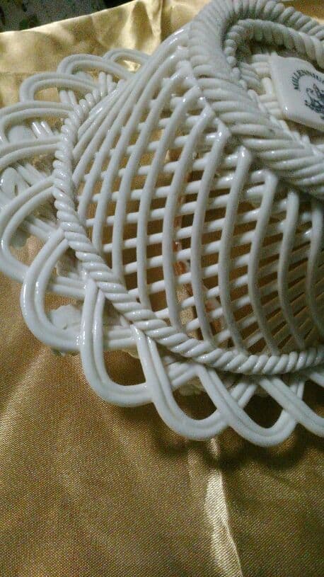 Belleek ベリーク　一点物バスケット　インチャンテドアイル