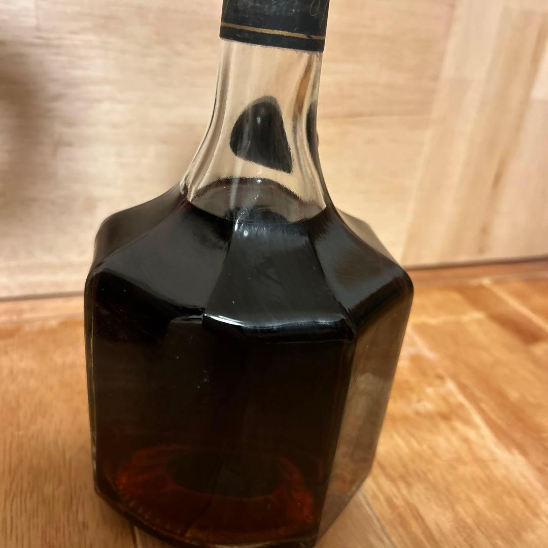 RENAULT コニャック O.V.B. 750ml