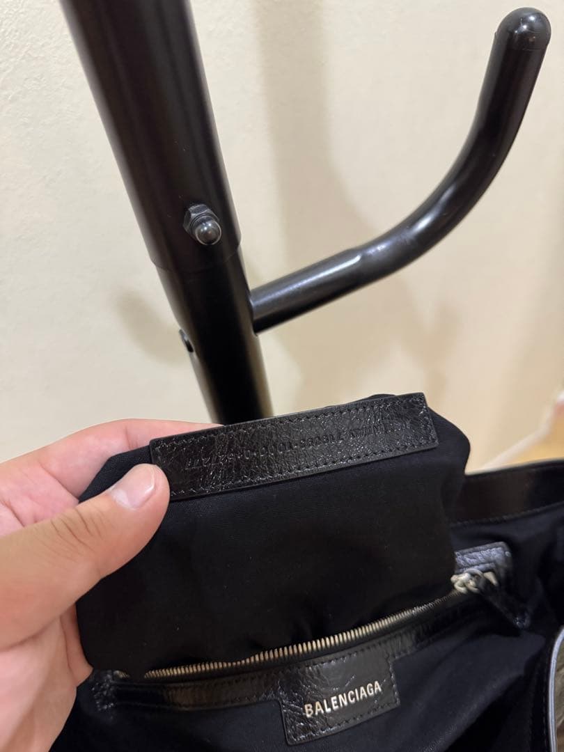 ayaBALENCIAGA LE CAGOLE MEDIUM レア品