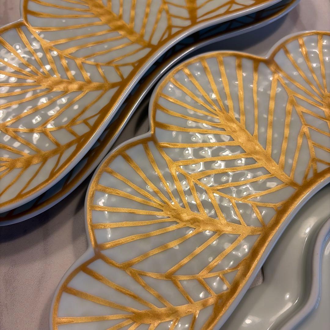 お正月に。有田焼　幸楽窯　錦金松葉形前菜皿4枚セット