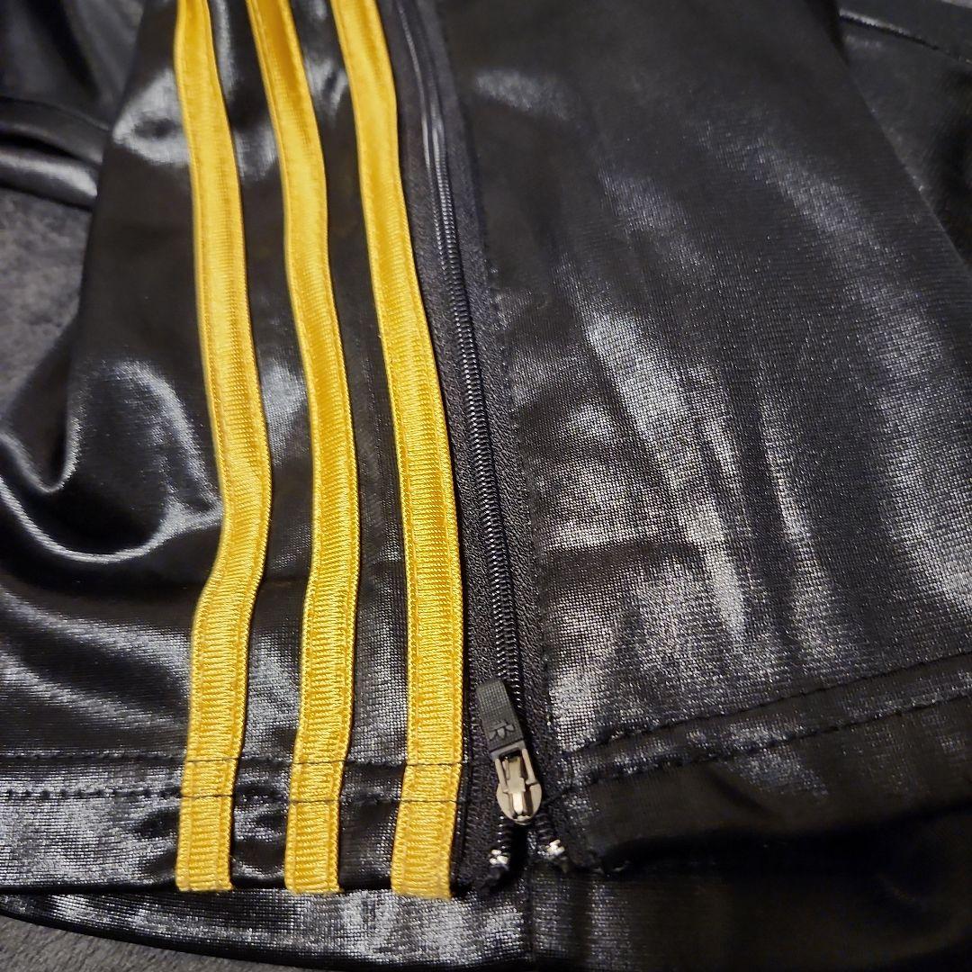 バナ　　アディダス　レザートラックジャケット　　パーカー