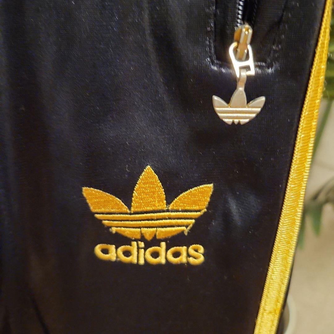 バナ　　アディダス　レザートラックジャケット　　パーカー