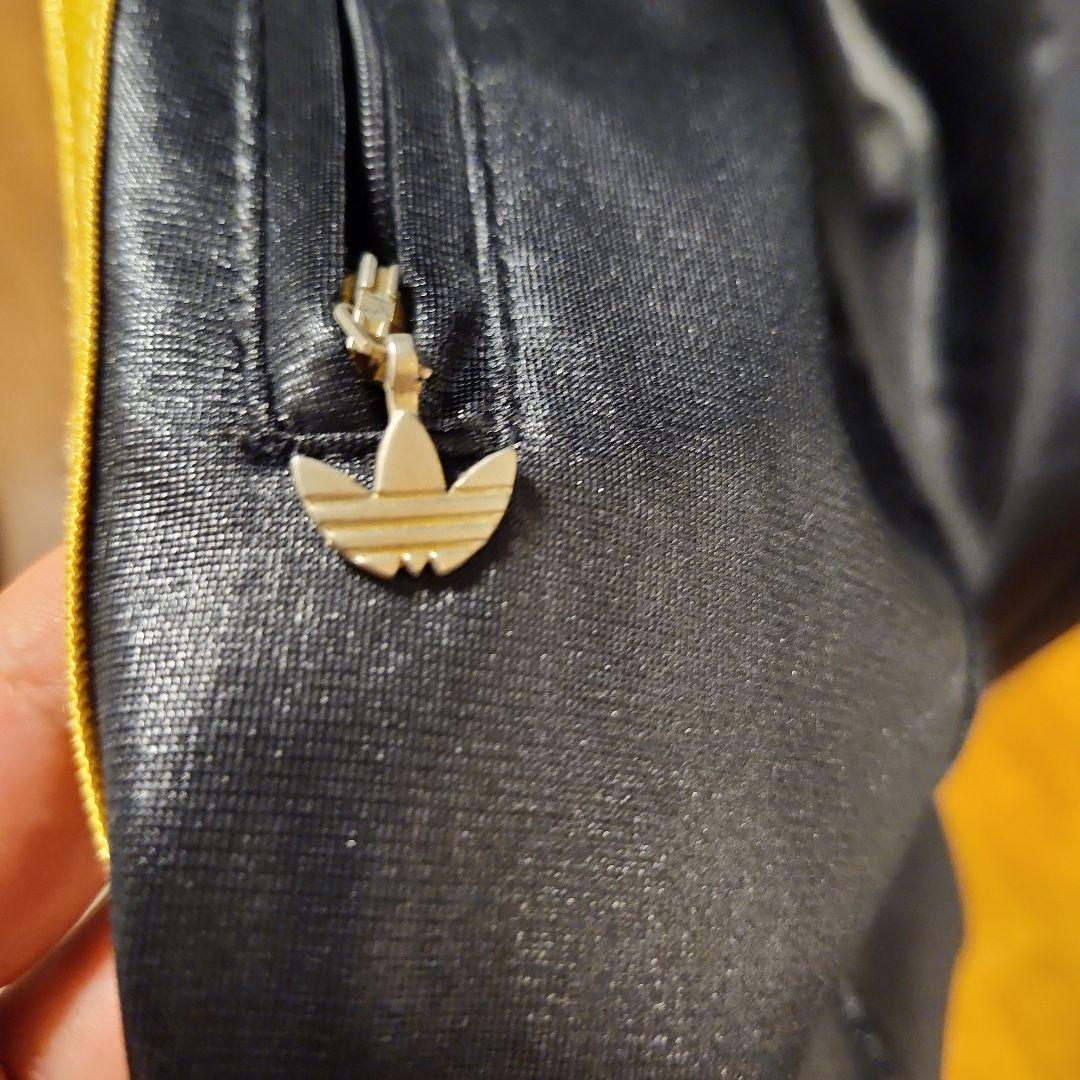 バナ　　アディダス　レザートラックジャケット　　パーカー