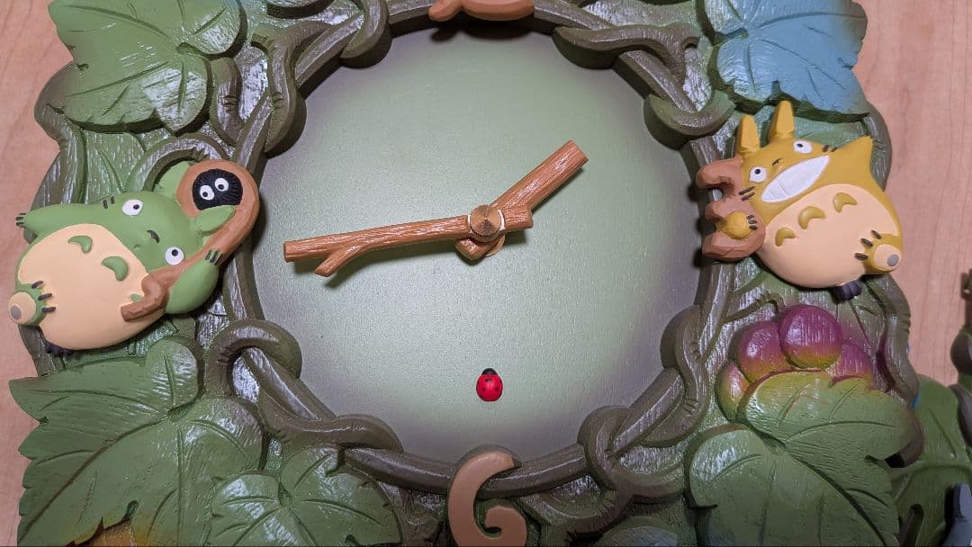 トトロ 掛時計 キャラクター デザイン