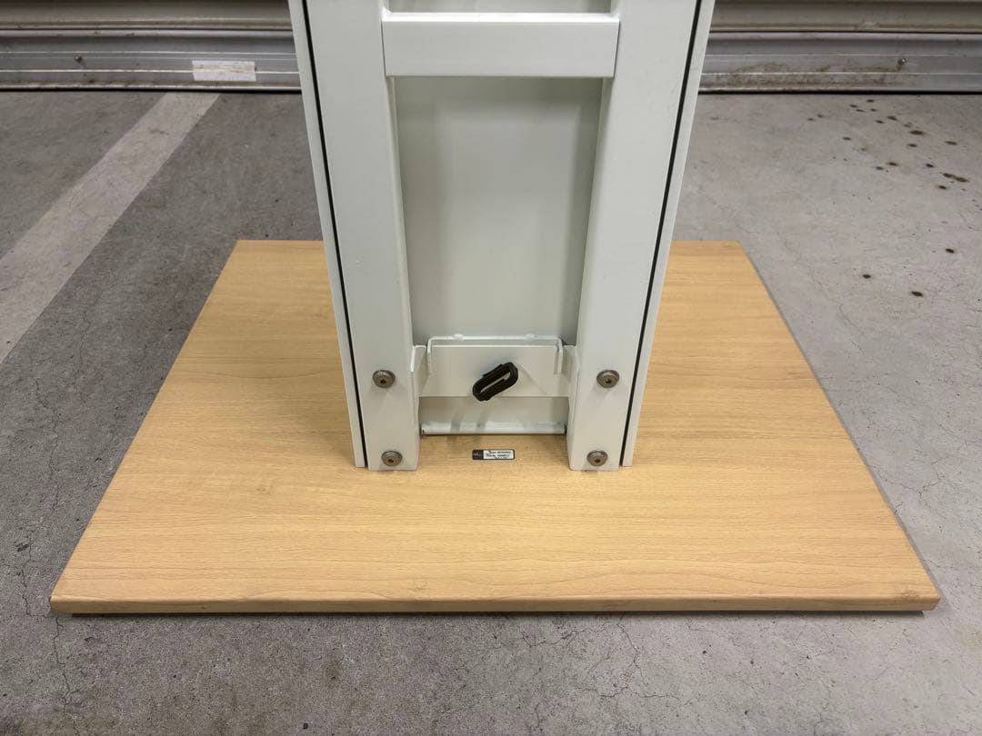 EQUALS WALL V2 ロータイプ キャスター ホワイト テレビ台