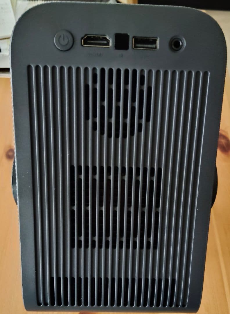 TCLＣ１プロジェクター