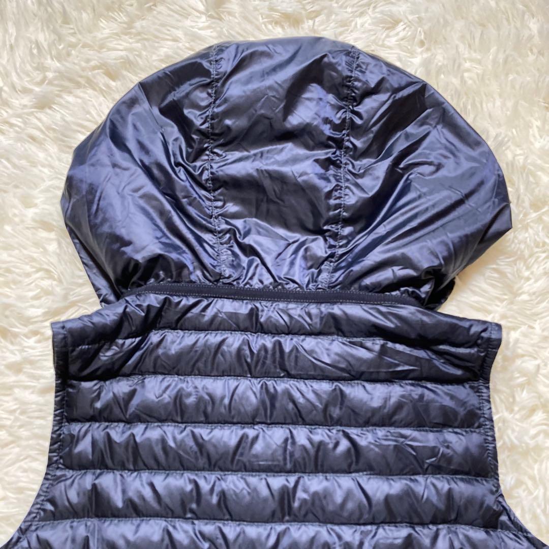 極美品 モンクレール EBLE GILET フード付き ナイロンダウンベスト