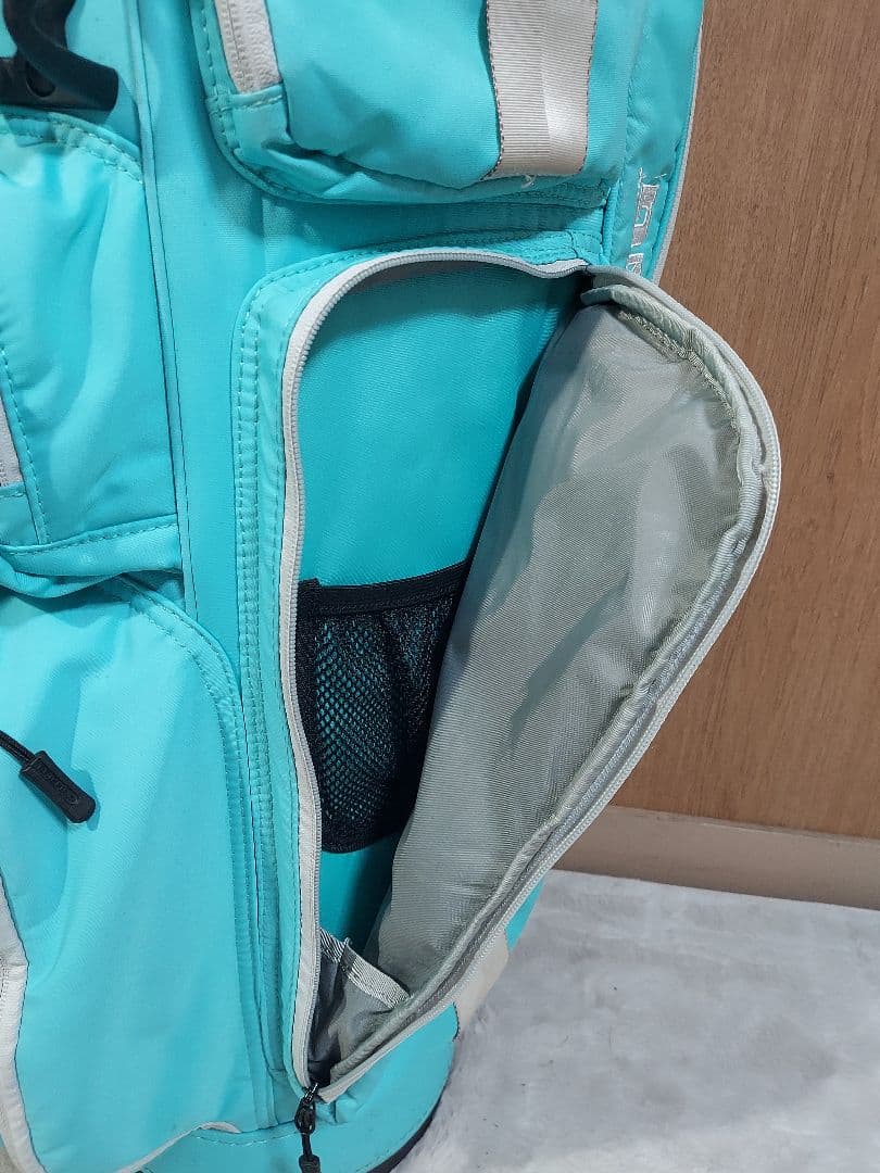 希少 人気色アクア〈BRIEFING〉キャディバッグ ブリーフィング 終売品