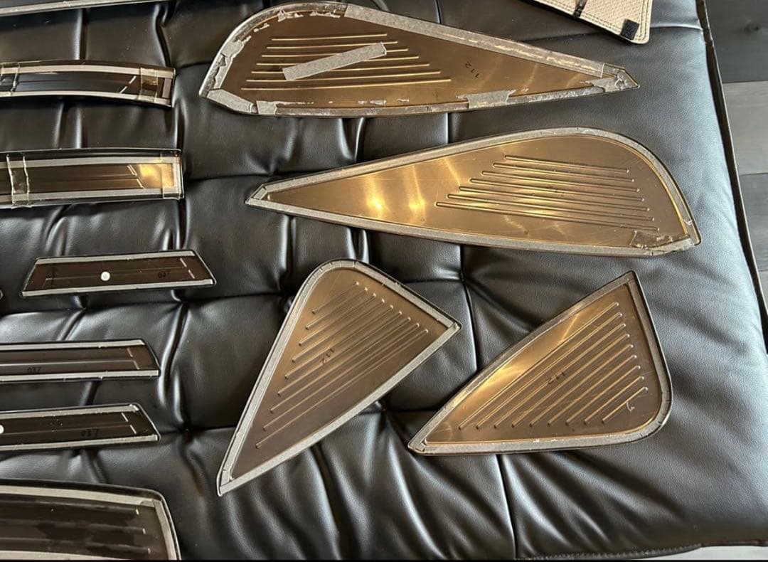 り*う様 MAZDA3用内装インテリア7万円ほど！