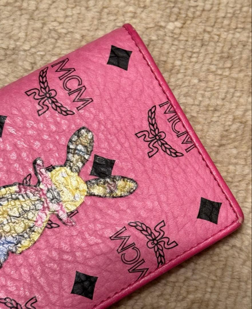 MCM ウサギ パスポートケース