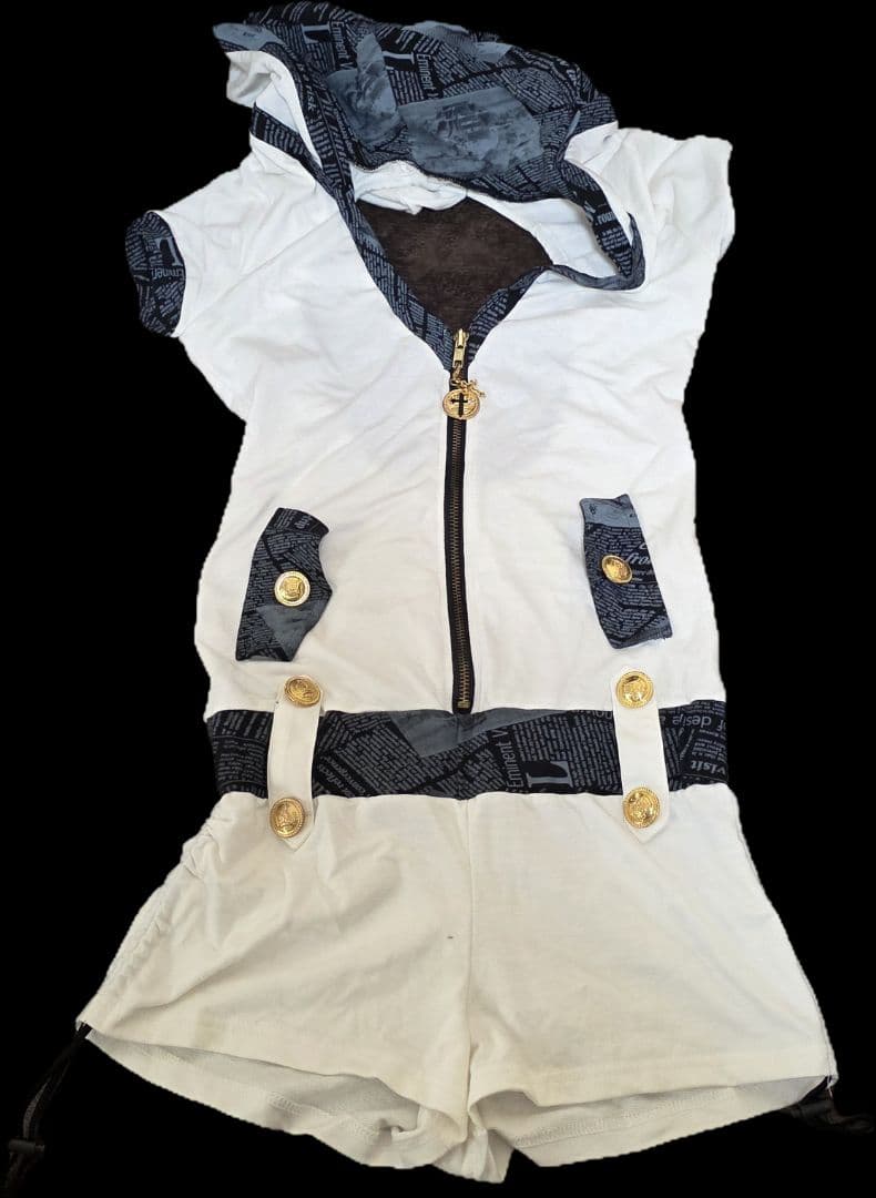 d.i.a. フード付きオールインワン ホワイト・ネイビー