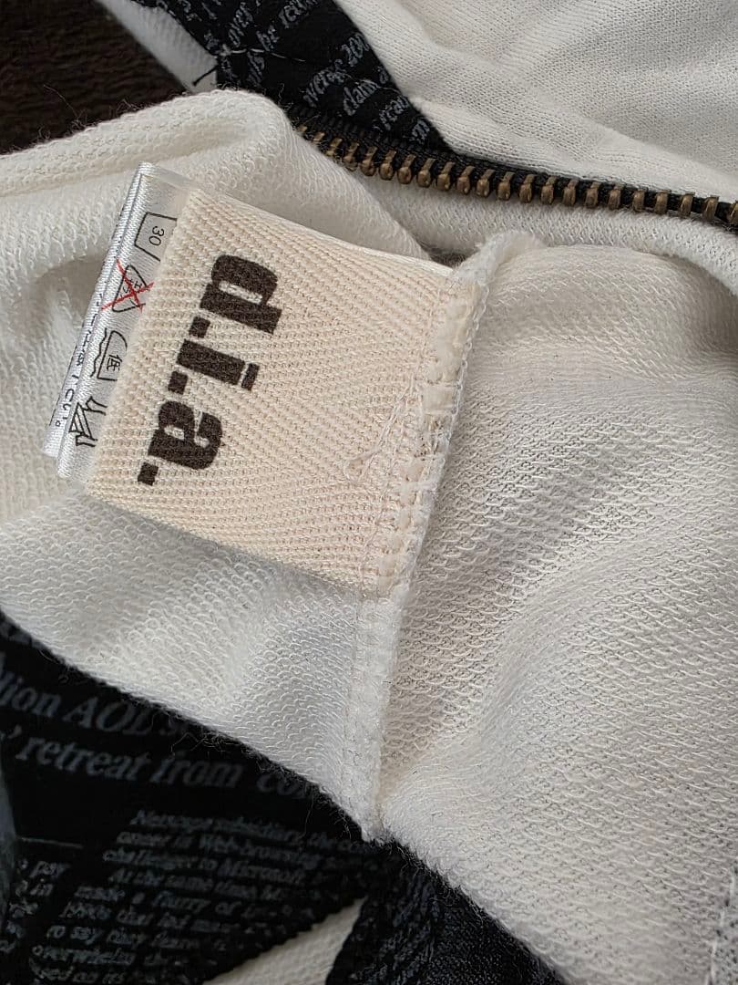 d.i.a. フード付きオールインワン ホワイト・ネイビー