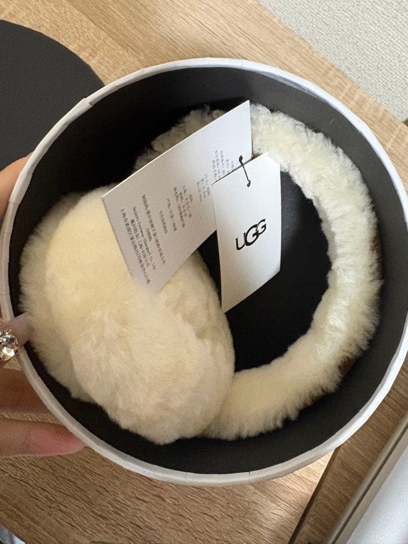 UGG フェイクファー イヤーマフ