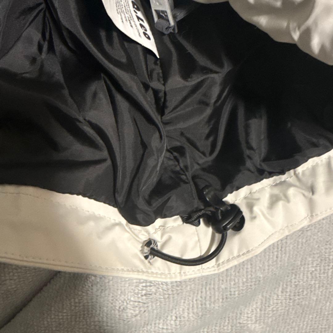 スノーボードウェア グレーとホワイト グラトリ 韓国