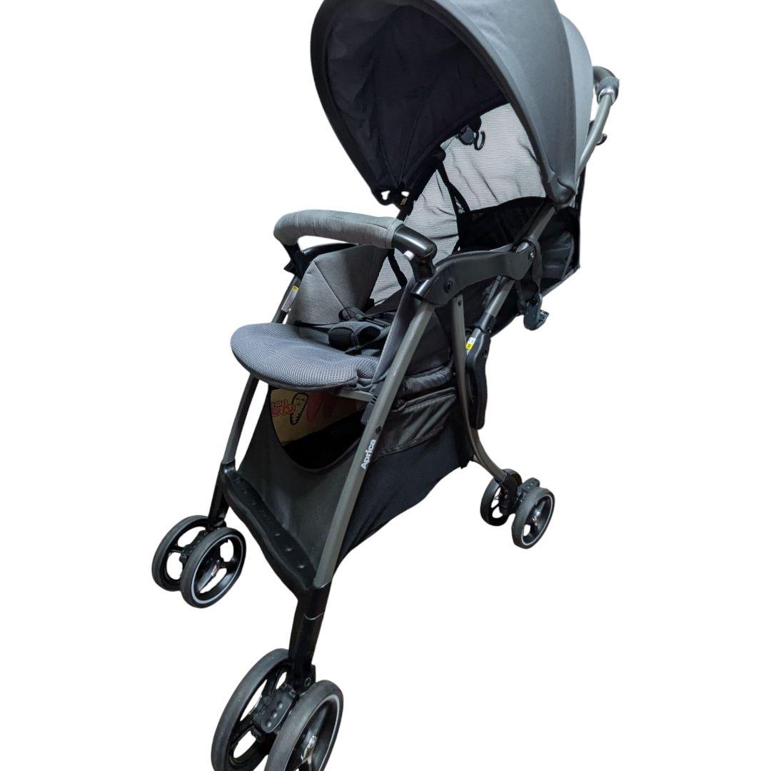 アップリカ クルリー A型 B型可 1ヶ月〜３歳 軽量 背面 グレー ベビーカー