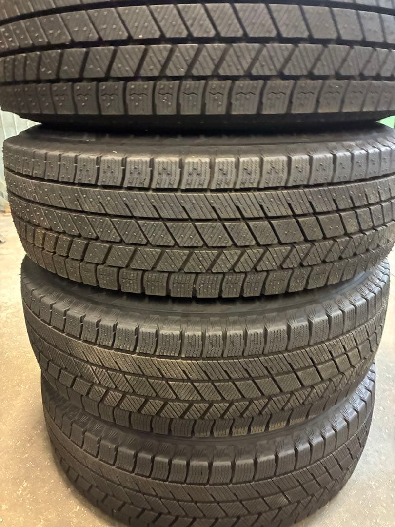 ブリヂストン美品❗️175/70R14スタッドレスセット❗️