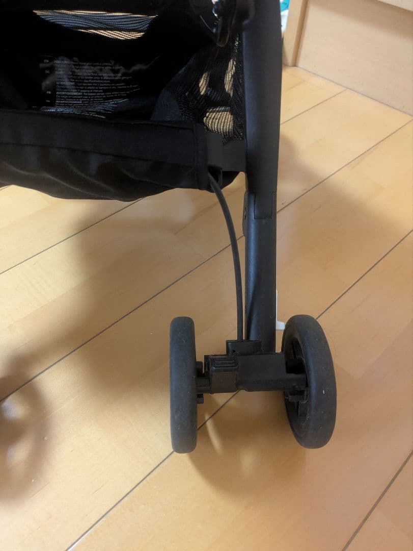 gb 折りたたみ式ベビーカー ブラック　ポキット