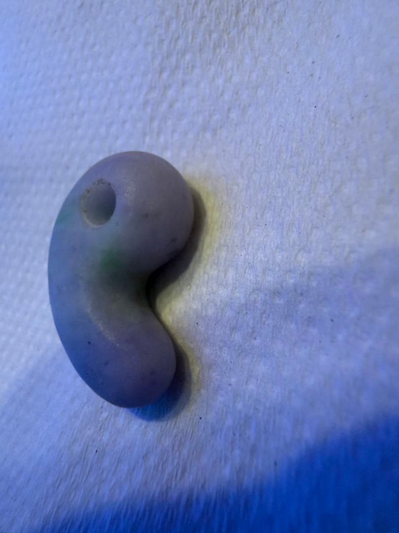 見事な素晴らしい透光性‼️糸魚川ラベンダー翡翠‼️希少‼️送料無料‼️破格出品‼️