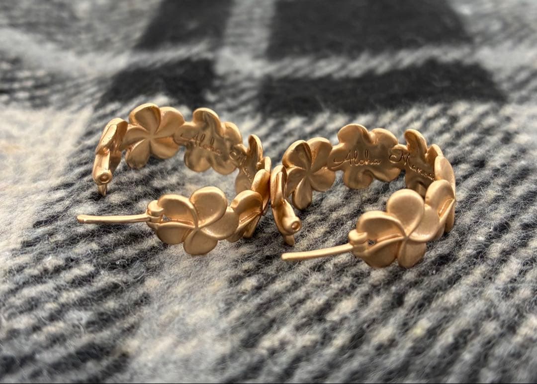 【Manoalinoフープピアス】