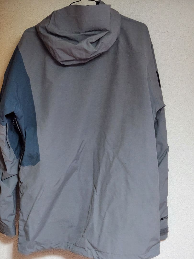 BURTON　AK　GORE-TEX　Sサイズ