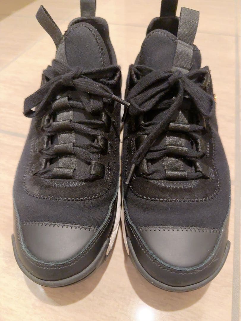 CHANEL シャネル　ココマーク スニーカー　23.5cm