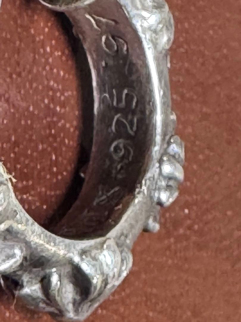 クロムハーツの定番のピアス クロスバンドフープ シルバーピアス 中古