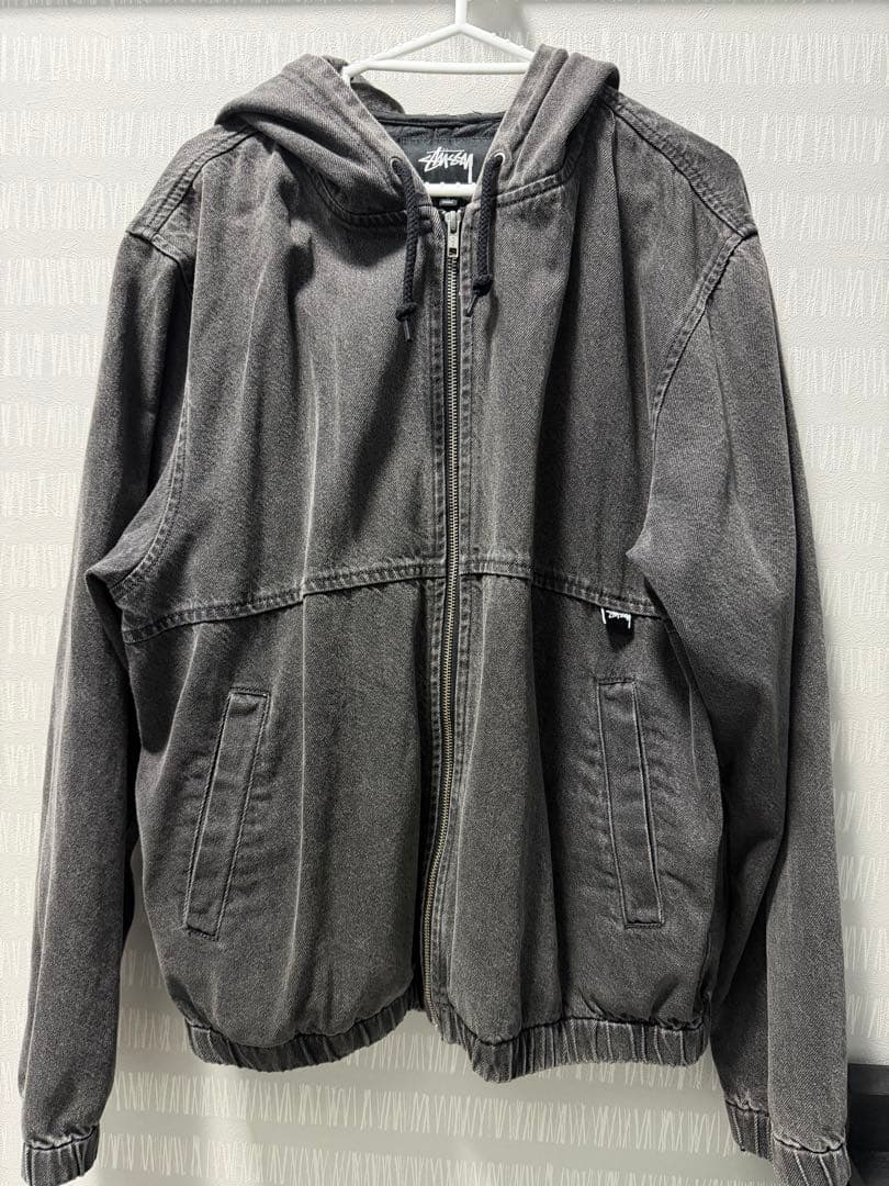 STUSSYジップパーカー