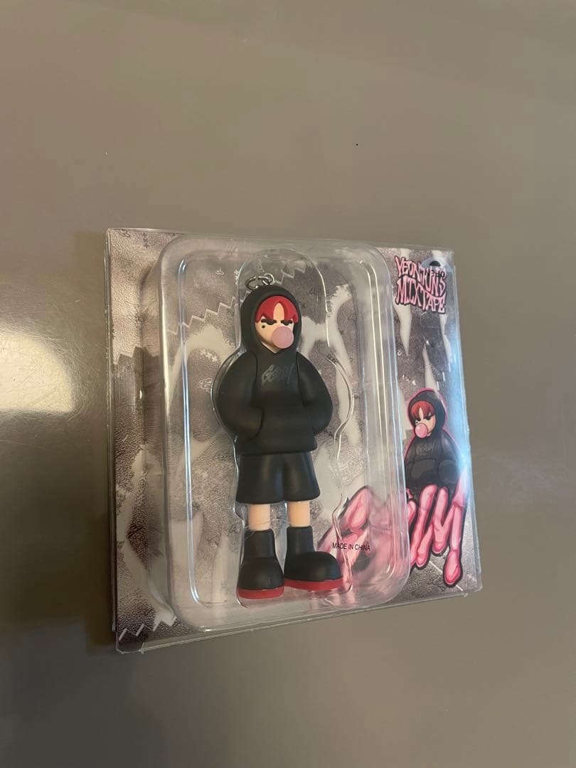 【新品】TXT ヨンジュン　GGUM CD フィギュア トレカ