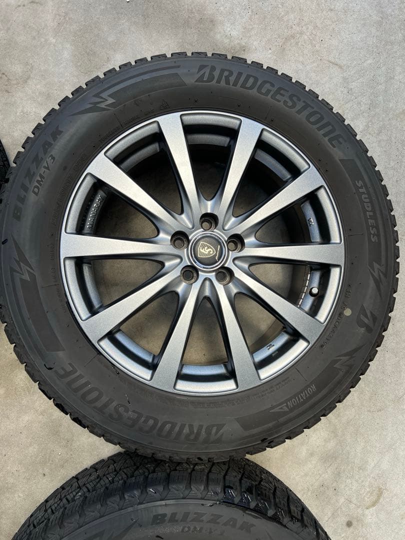 17インチホイール・タイヤ4本セット