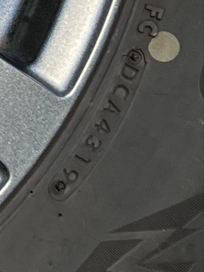 17インチホイール・タイヤ4本セット