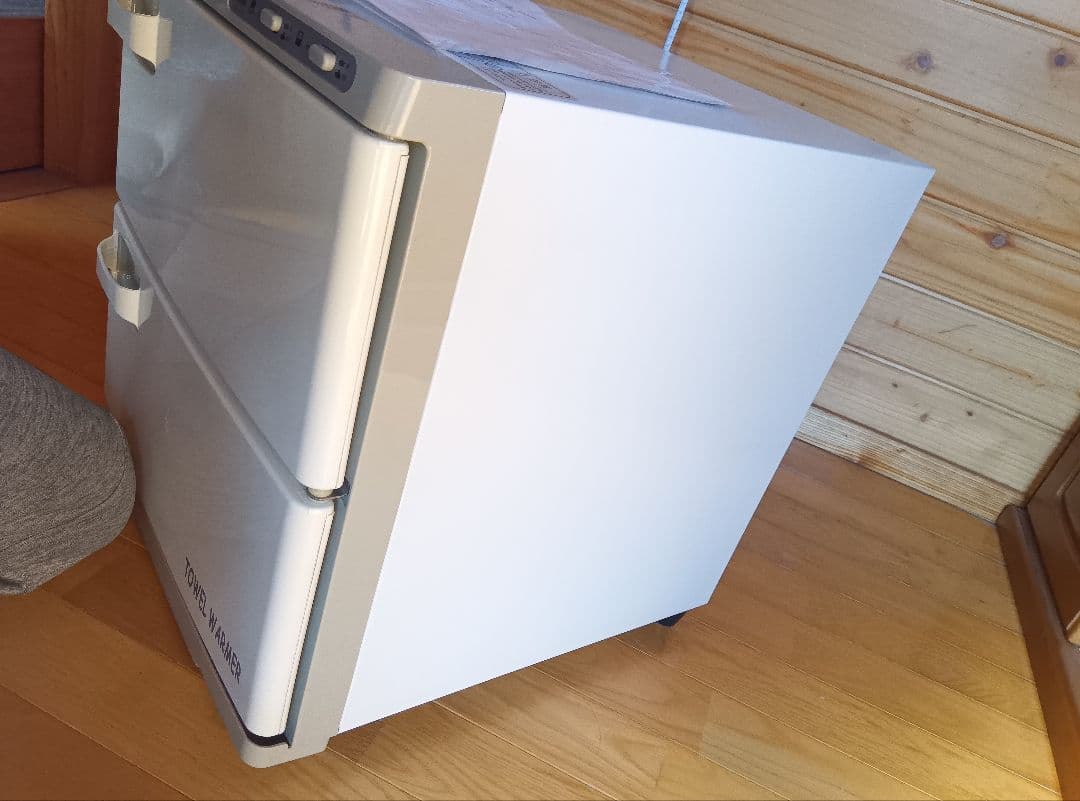 タオルウォーマー 上下2ドア 36本収納