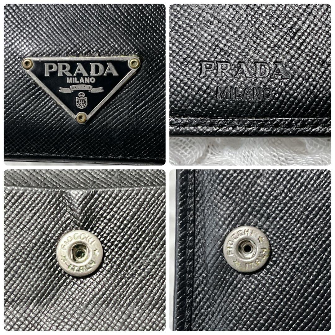 PRADA ブラック 二つ折り財布　サフィアーノレザー　黒　三角　トライアングル