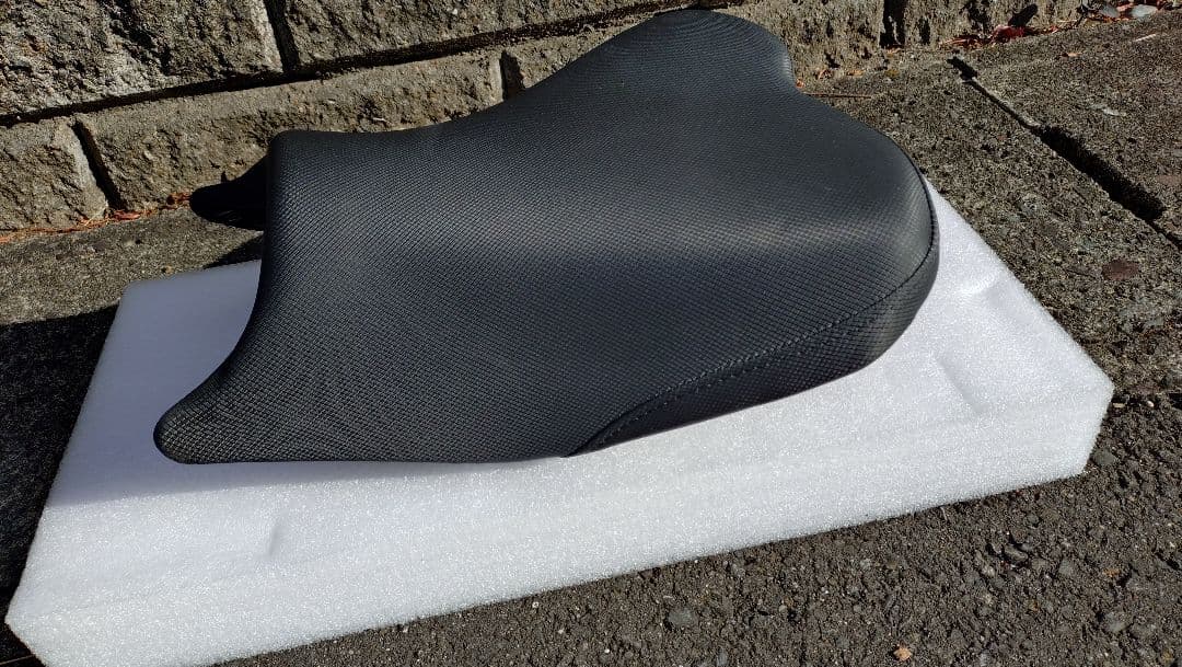 カワサキ ニンジャ400用 フロントハイシート