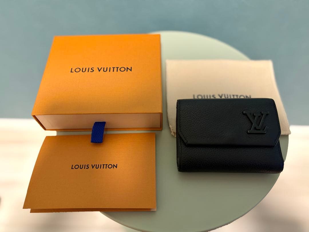 最終値下げ ルイ・ヴィトン ポルトフォイユ・パイロット