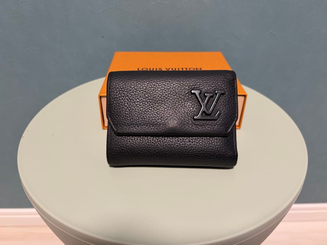 最終値下げ ルイ・ヴィトン ポルトフォイユ・パイロット
