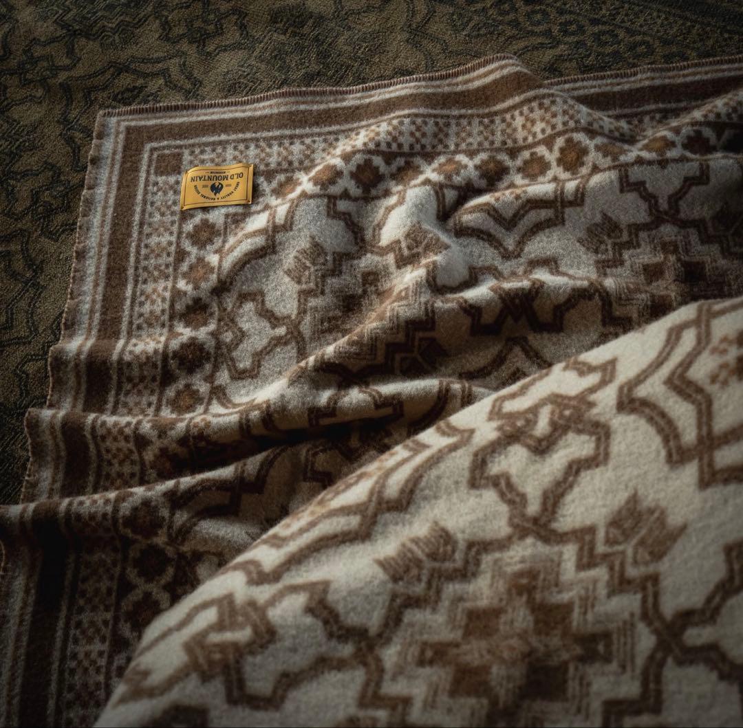 kakemono.冬　クリーム