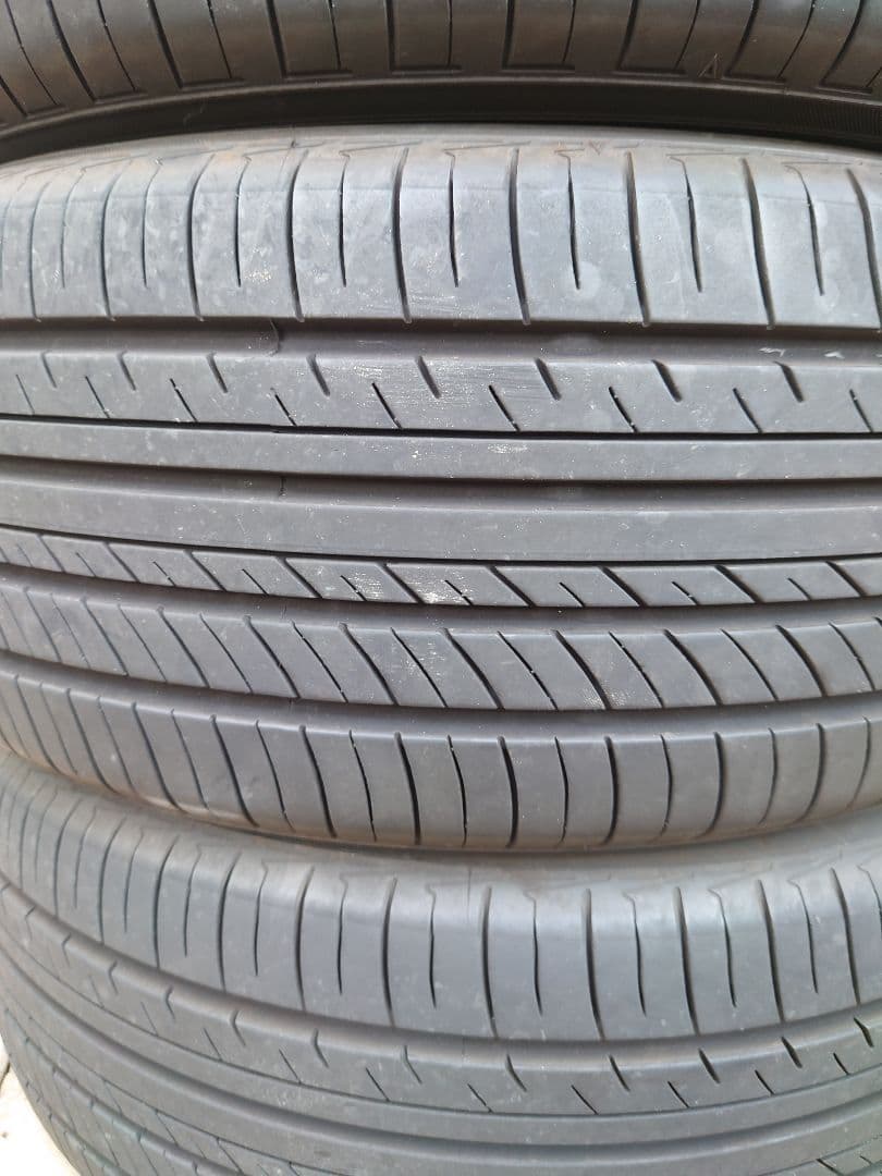 送料込　225/45R18 YOKOHAMA ADVAN dB V552　4本