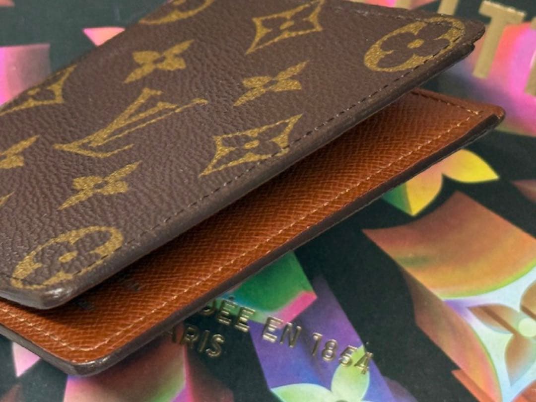 極美品！ルイヴィトン　ポルトビエ・6カルトクレディ　二つ折り財布