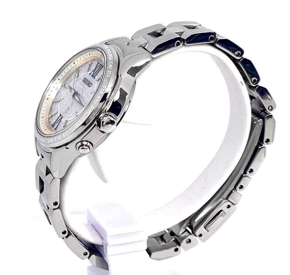 SEIKO　LUKIA　ルキア　ラッキーパスポート　電波ソーラー　ダイヤシールド