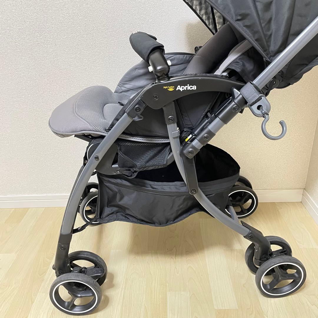 Aprica ラクーナ ソファー クッション グレー　アップリカ　エッグショック