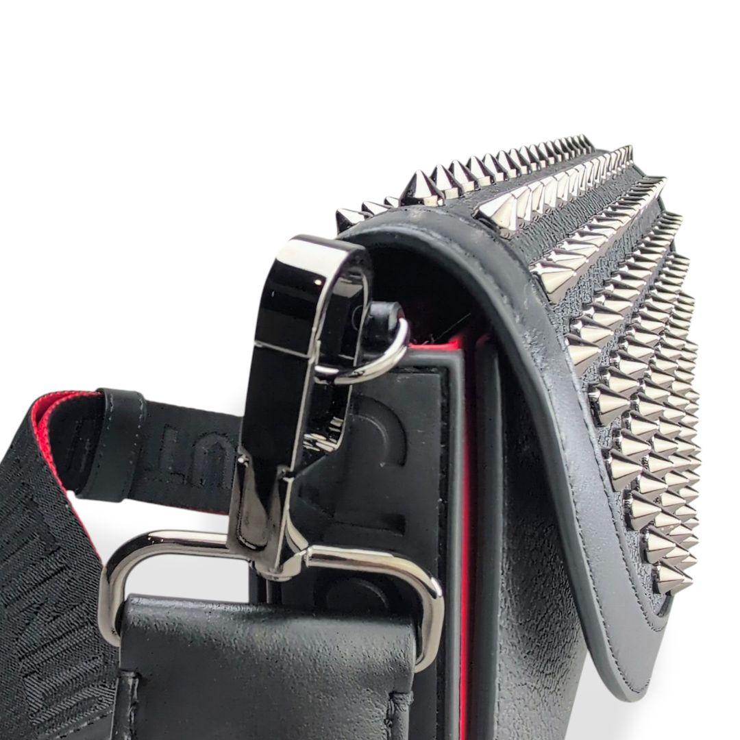 ※訳あり 未使用 クリスチャンルブタン EXPLORAFUNK　ショルダーバッグ