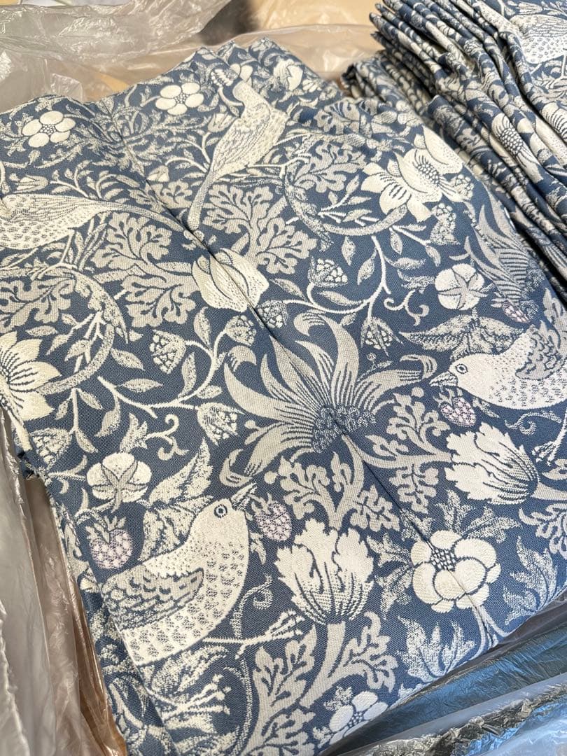 早いもの勝ち！ウィリアムモリスカーテン　W3500×H1670