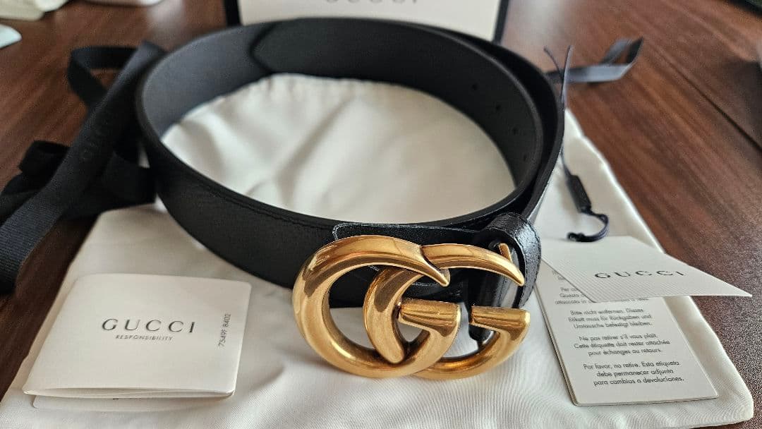 【美品　箱付】　GUCCI　レザーベルト 【ブラック】