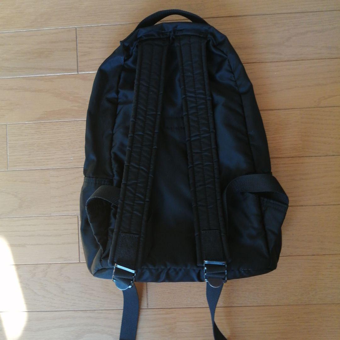 s*a様 ポータ-ブラックナイロンリュック　綺麗