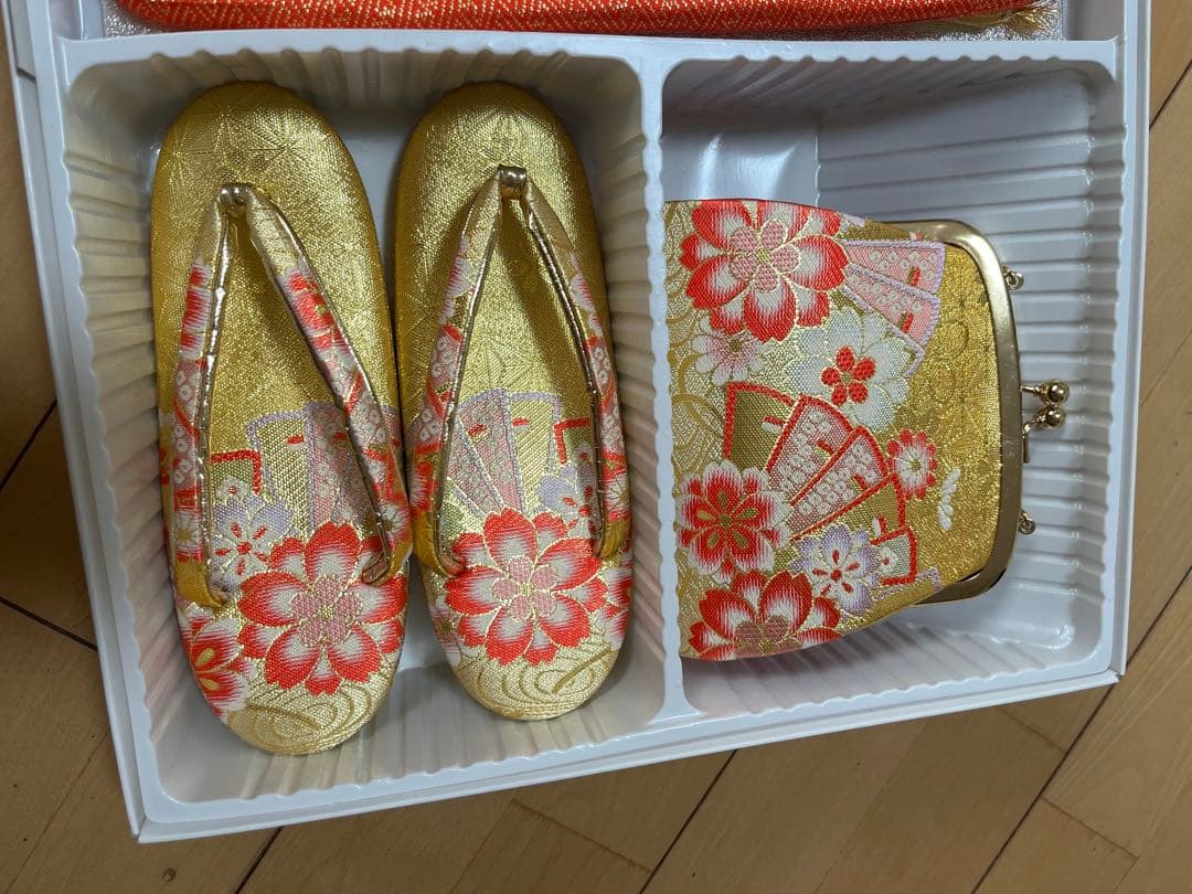 晴れ着‼️七五三用着物 黒とピンクの花柄