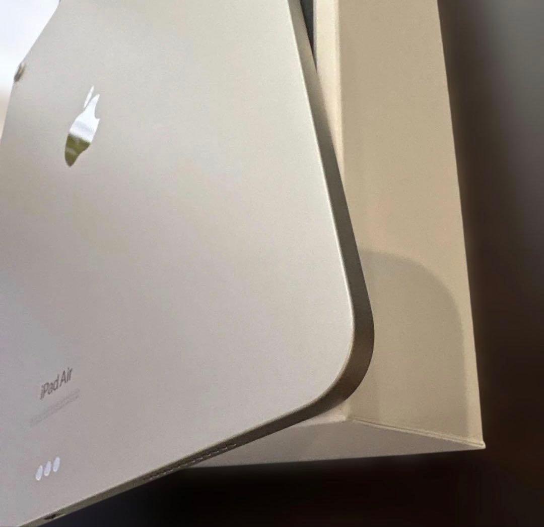 Apple iPad Air 13インチ Wi-Fi 128GB スターライト