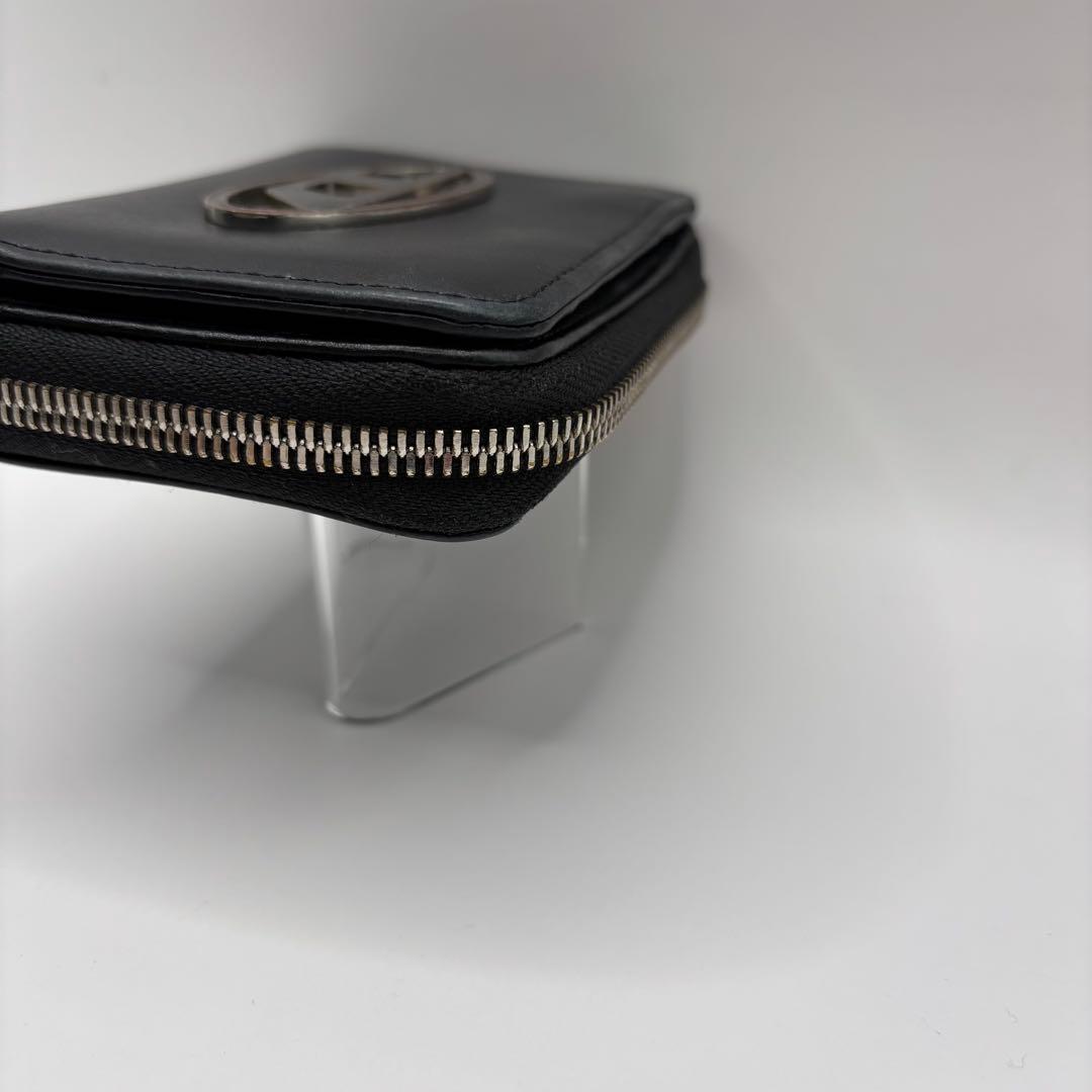 DIESEL 二つ折り財布　1dr ロゴ　ラウンドジップ　ブラック　デカロゴ