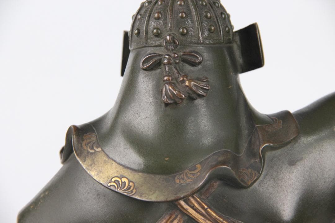 日本美術　銅製武人像　正秀作　細密彫刻　金象嵌　明治期金工　時代物 Eo1-21