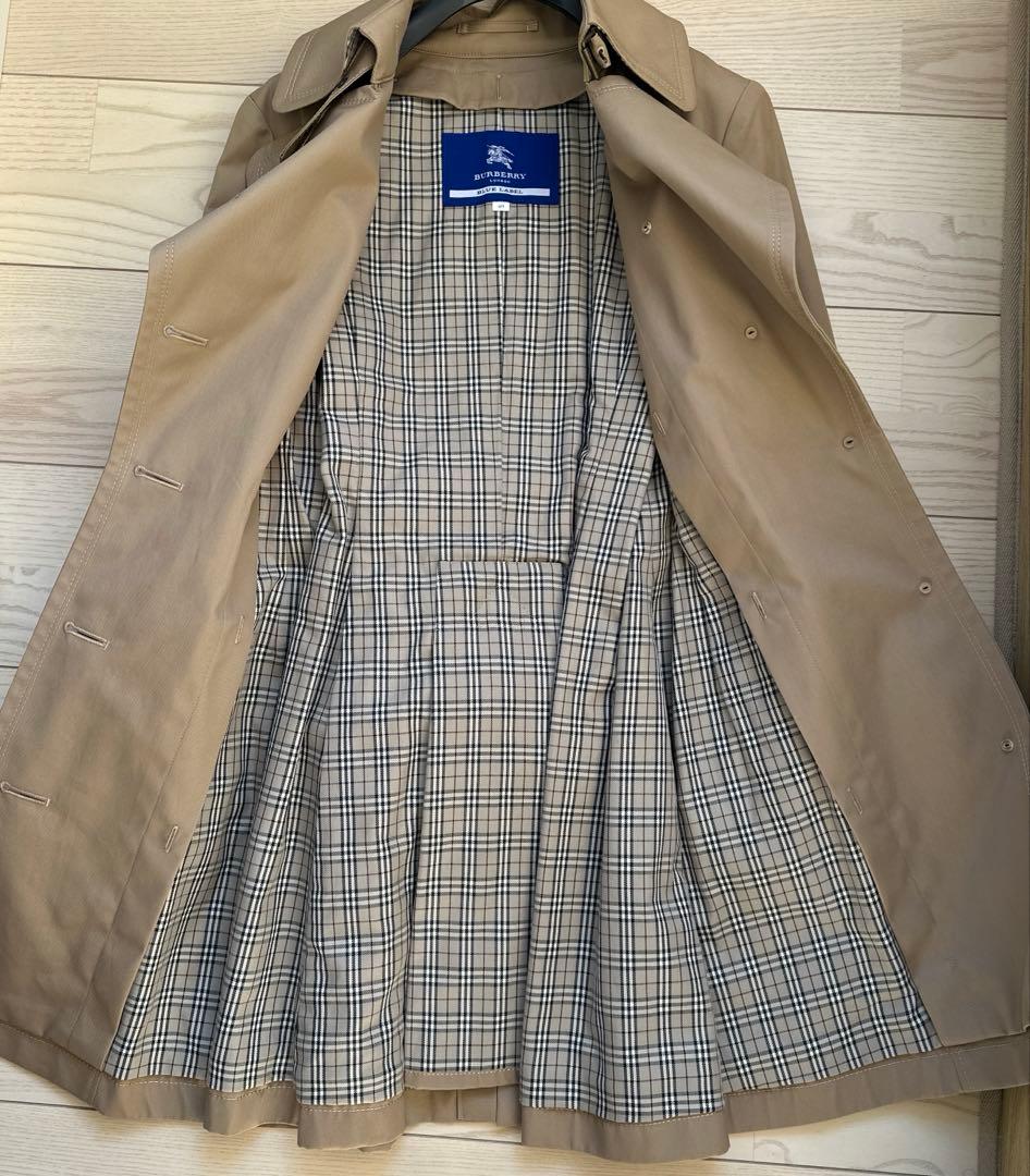 ベージュ トレンチコート チェック裏地
